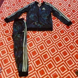 Adidas girls size 10/12 jogging outfit. Black/blue/teal floral design